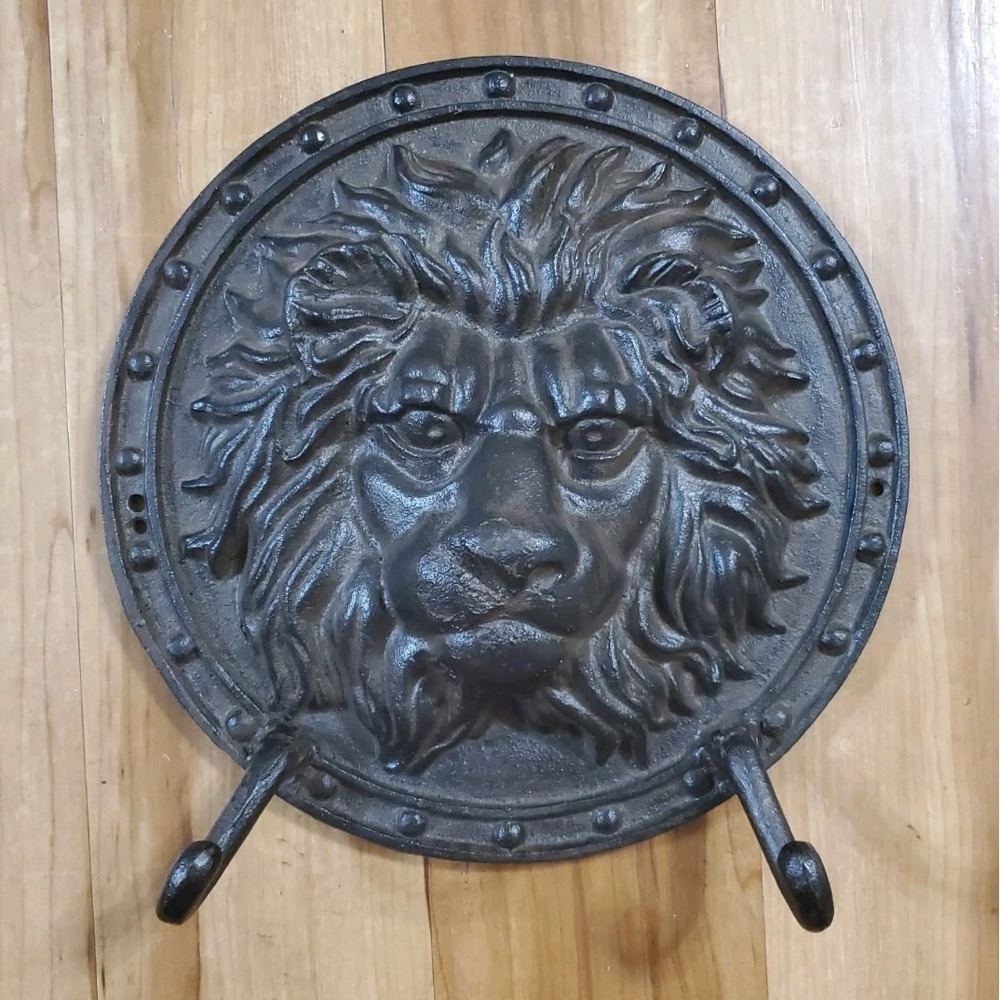 Heavy Gothic Victorian Cast Iron Lion Head Wall Plaque Coat Rack 12" Diameter